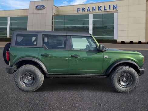 New 2025 Ford Bronco Big Bend w/ Black Diamond Package AWD/4WD image 8