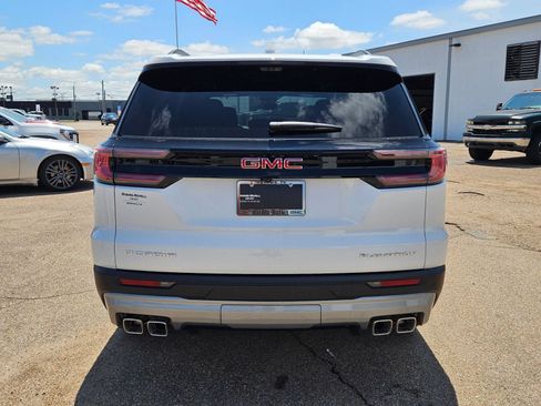 New 2026 GMC Acadia Elevation w/ Elevation Premium Package FWD image 5