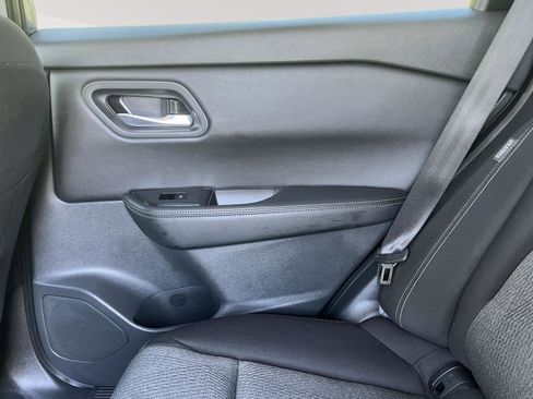 Certified 2025 Nissan Rogue SV AWD/4WD image 14