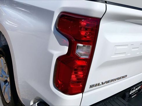 Used 2022 Chevrolet Silverado 1500 Custom RWD image 29
