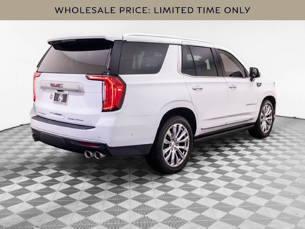 Used 2024 GMC Yukon Denali w/ Denali Reserve Package AWD/4WD image 5
