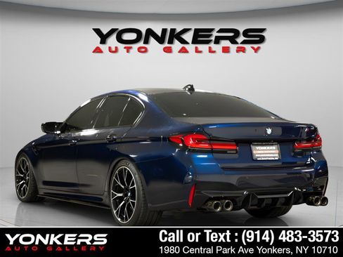Used 2022 BMW M5 image 6