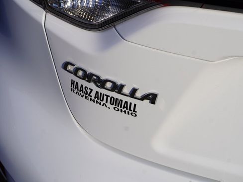 Used 2024 Toyota Corolla LE image 9