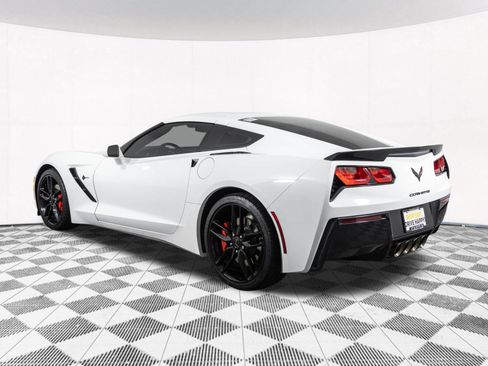 Used 2019 Chevrolet Corvette Stingray Coupe w/ Battery Protection Package RWD image 16