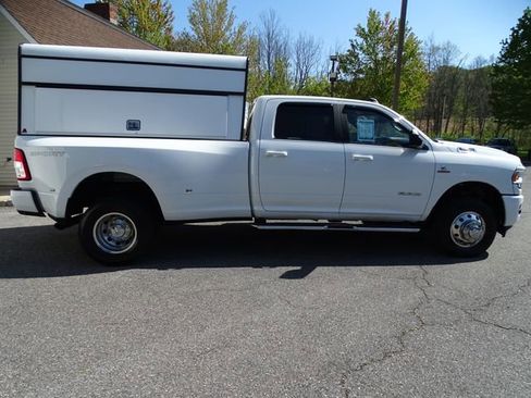 Used 2022 RAM 3500 Big Horn w/ Safety Group B AWD/4WD image 24