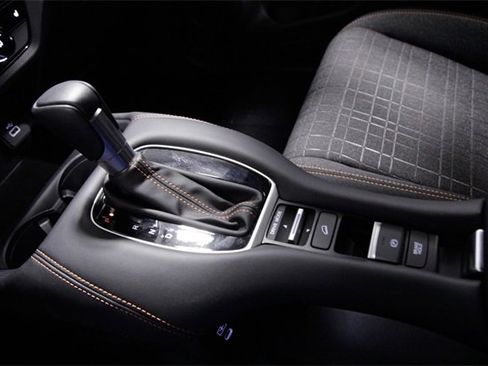 Certified 2024 Honda HR-V Sport image 27