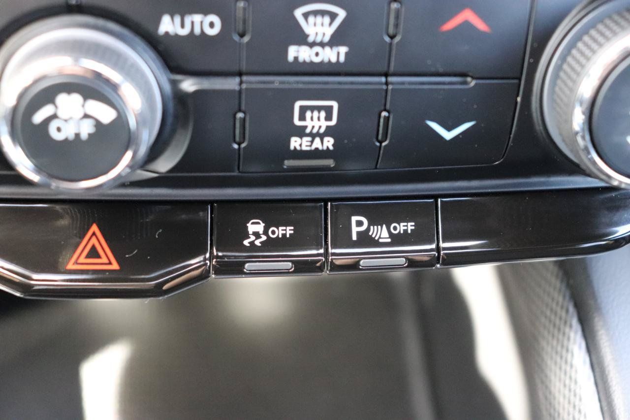 Used 2025 Dodge Durango GT AWD/4WD image 42