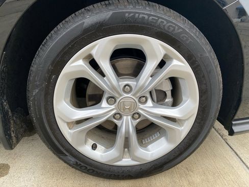 Used 2024 Honda Accord LX image 28