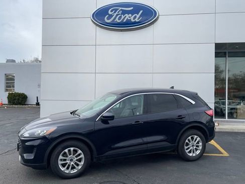 Used 2022 Ford Escape SEL w/ SEL Stealth AWD Package image 2