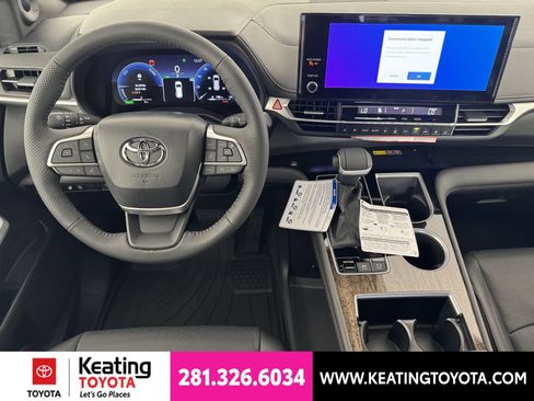 New 2026 Toyota Sienna Platinum AWD/4WD image 8