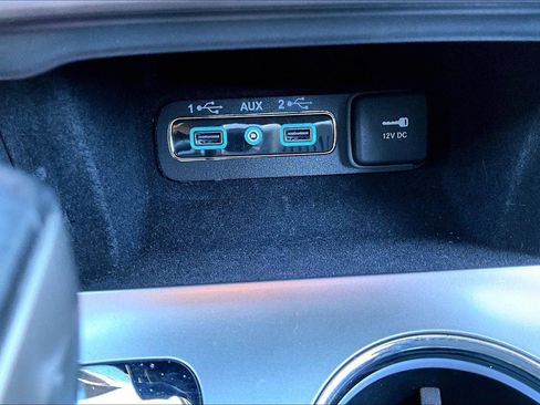 Used 2021 Jeep Grand Cherokee Overland image 32