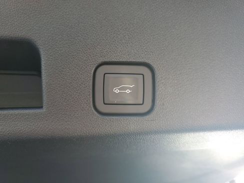 New 2026 Chevrolet Traverse RS w/ LPO, Floor Liner Package image 10