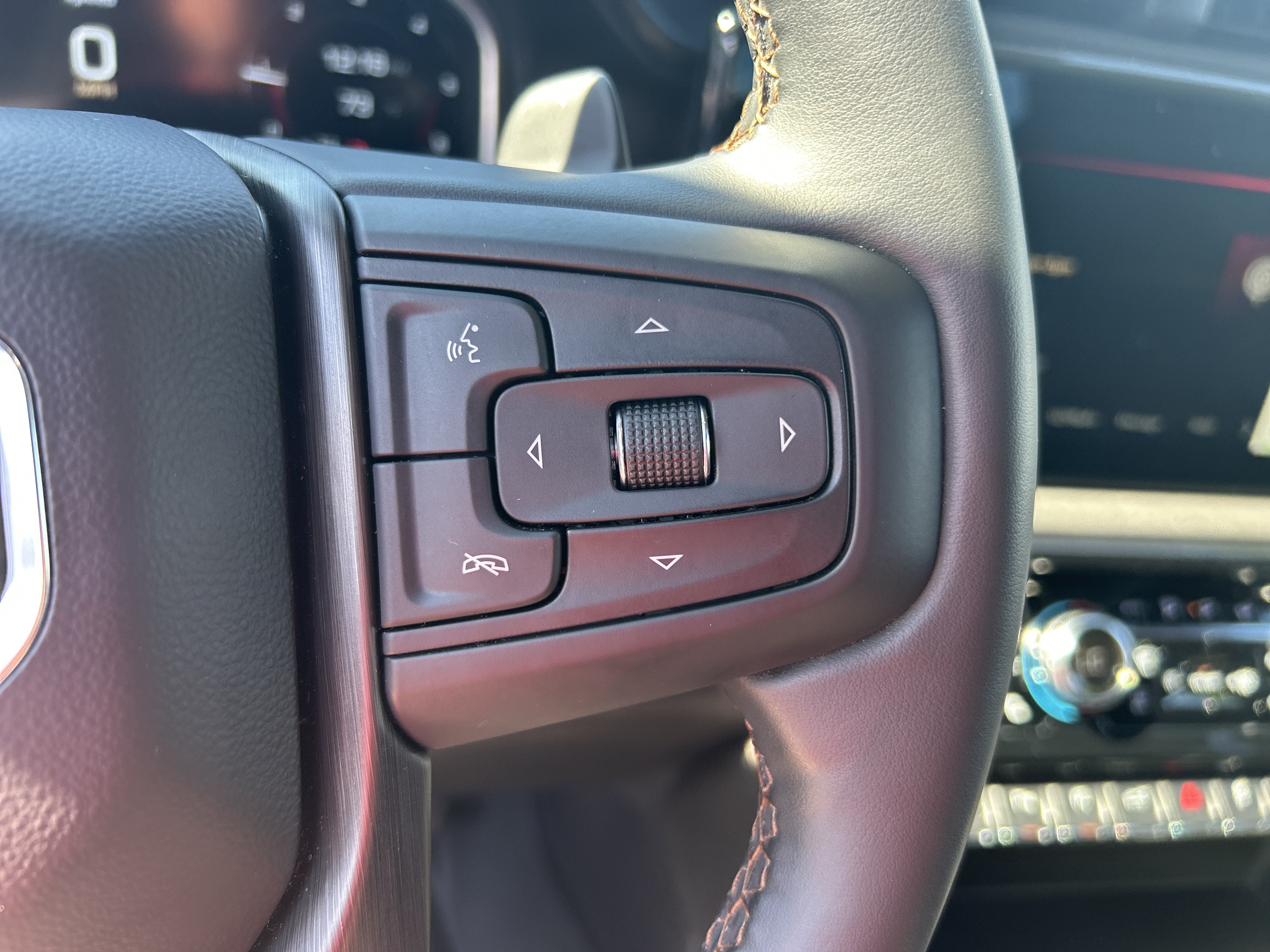 Used 2023 GMC Sierra 1500 AT4 w/ AT4 Premium Package AWD/4WD image 19