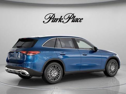 Used 2026 Mercedes-Benz GLC 300 image 23