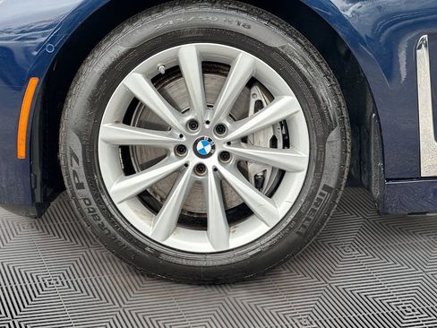 Used 2022 BMW 740i xDrive 740i xDrive w/ Luxury Rear Seating Package image 34