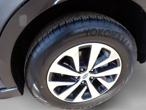 Certified 2024 Subaru Outback Premium AWD/4WD image 7