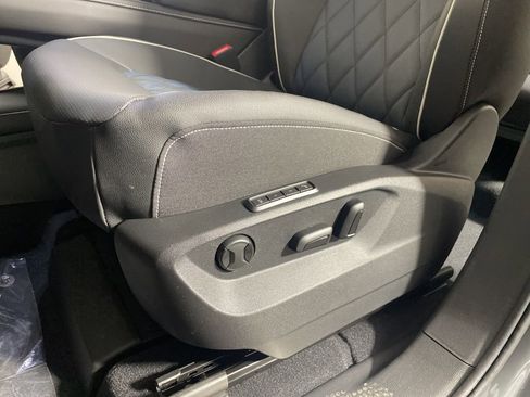 New 2026 Volkswagen Atlas Cross Sport SEL Premium R-Line image 11