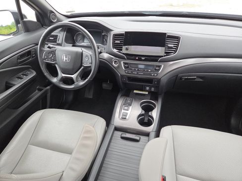 Used 2023 Honda Passport EX-L image 23