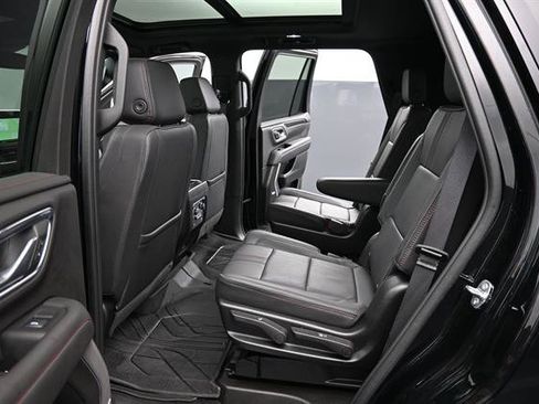 Used 2024 Chevrolet Tahoe RST w/ Luxury Package AWD/4WD image 17