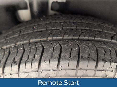 Used 2020 Ford Escape SE Sport image 21