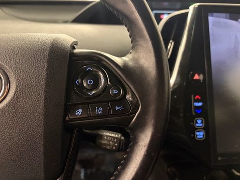 Used 2019 Toyota Prius Limited w/ Premium Convenience Package FWD image 31