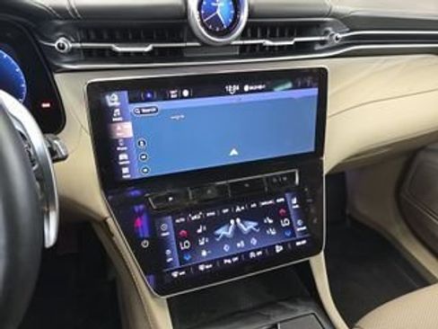 Used 2023 Maserati Grecale GT AWD/4WD image 4