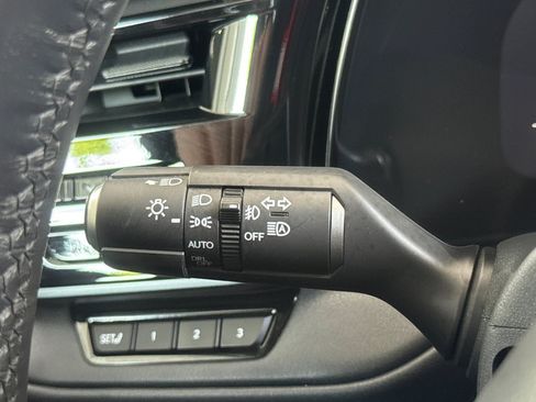 Certified 2025 Lexus TX 500h AWD w/ Technology Package image 36