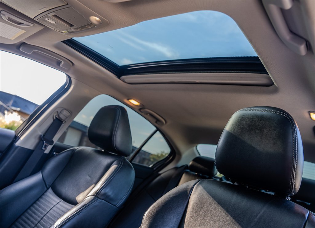 Used 2018 INFINITI Q50 Sport w/ Proactive Package RWD image 29