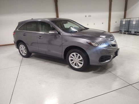 Used 2017 Acura RDX w/ Technology Package AWD/4WD image 2