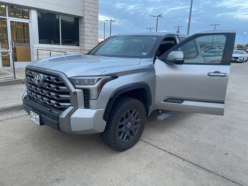 Used 2024 Toyota Tundra Platinum image 1