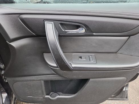 Used 2016 Chevrolet Traverse LT FWD image 14