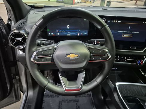 Certified 2025 Chevrolet Equinox LT AWD/4WD image 12