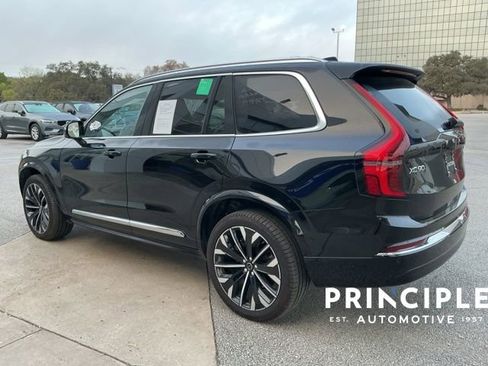Used 2025 Volvo XC90 B5 Plus image 4