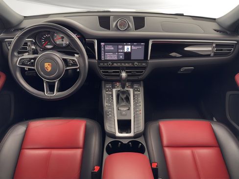 Used 2021 Porsche Macan S AWD/4WD image 19