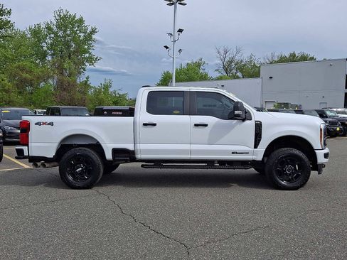 Used 2023 Ford F250 XL w/ STX Appearance Package AWD/4WD image 7