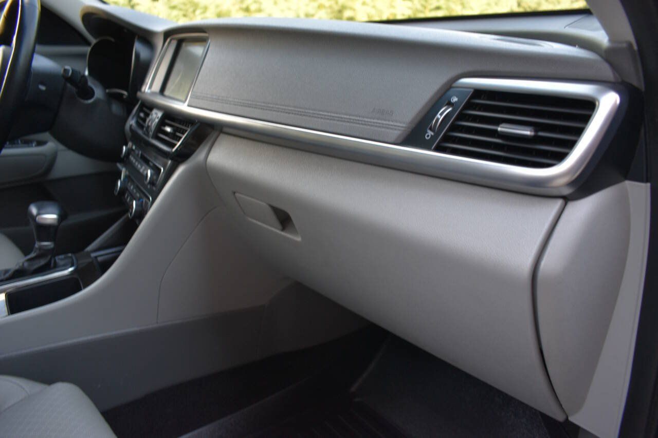 Used 2016 Kia Optima EX w/ Premium Package FWD image 22