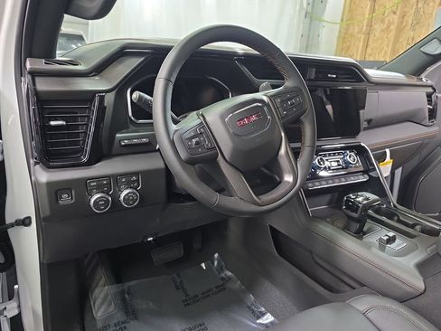 New 2026 GMC Sierra 1500 AT4 w/ AT4 Premium Package AWD/4WD image 15