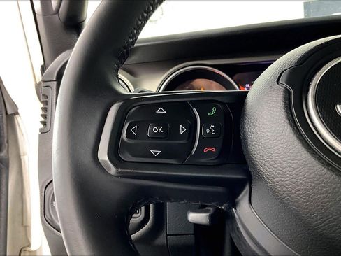 Used 2018 Jeep Wrangler Unlimited Sport S AWD/4WD image 22