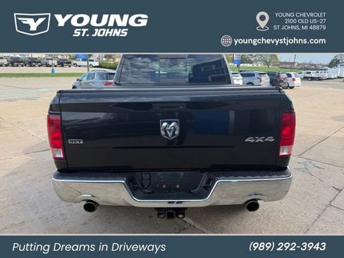 Used 2018 RAM 1500 Classic SLT w/ SLT Plus D←cor Group AWD/4WD image 4