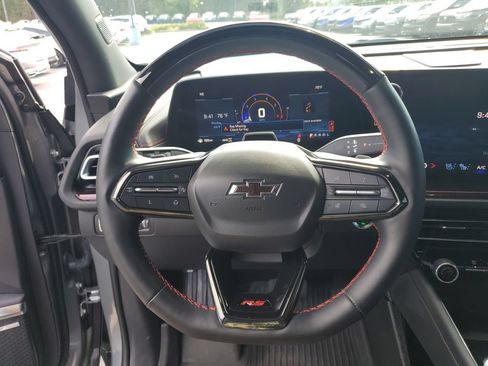 Used 2024 Chevrolet Traverse RS AWD/4WD image 27