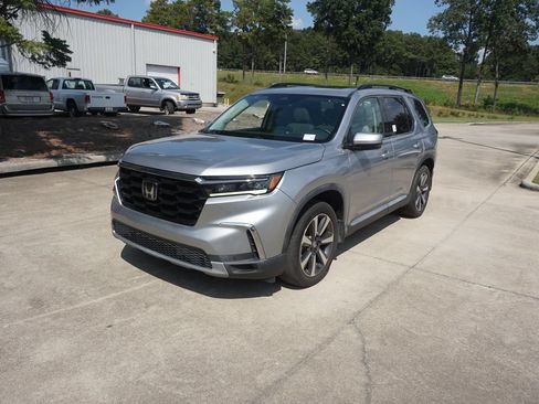 Used 2023 Honda Pilot Touring image 28