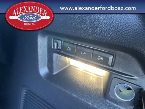 Used 2025 Ford Explorer Platinum w/ Ultimate Package image 22