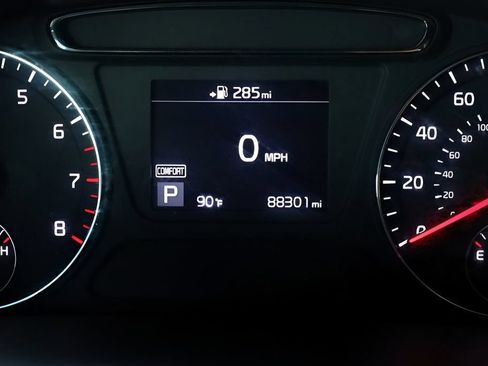Used 2019 Kia Sorento FWD image 31
