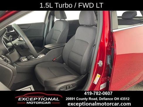 Used 2022 Chevrolet Malibu LT FWD image 33