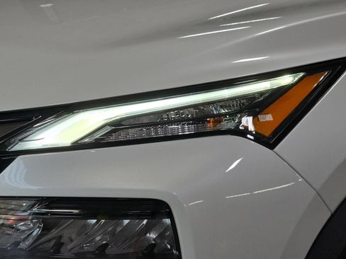 New 2026 Nissan Rogue SV w/ Cold Weather Package AWD/4WD image 29