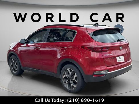 Used 2022 Kia Sportage EX w/ EX Technology Package FWD image 5