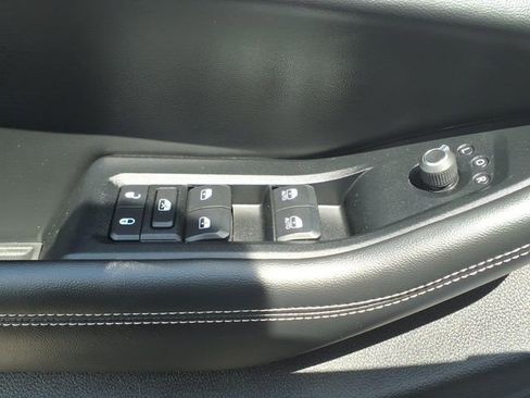 Certified 2023 Jeep Grand Cherokee Altitude AWD/4WD image 25
