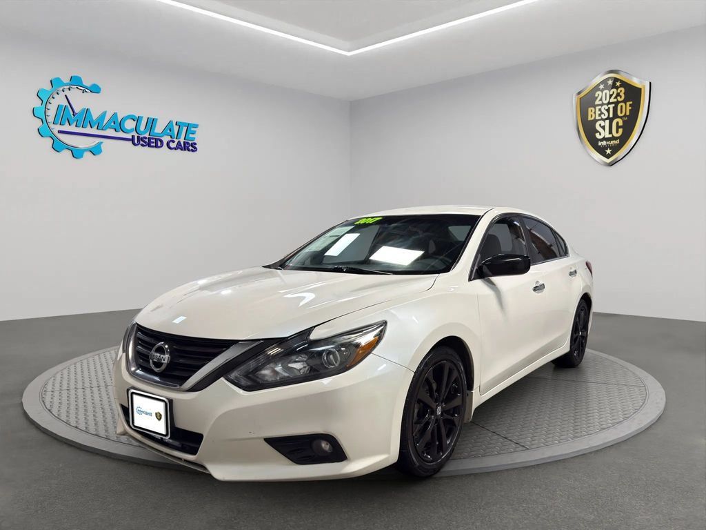 Used 2017 Nissan Altima 2.5 SR w/ Midnight Edition Package FWD 360° Tour