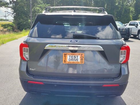 Used 2023 Ford Explorer XLT image 9