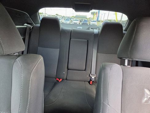 Used 2018 Dodge Challenger R/T Scat Pack w/ Dynamics Package image 22